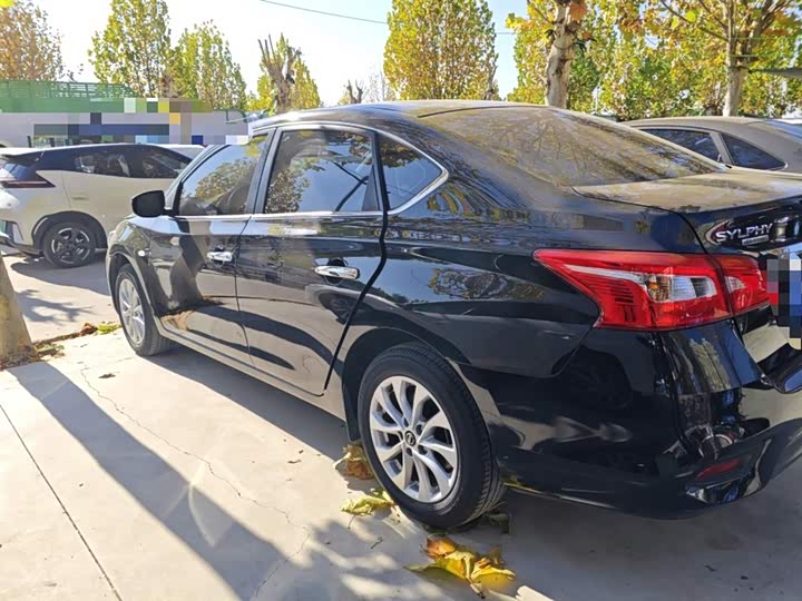 Фото 5 - Nissan Sylphy