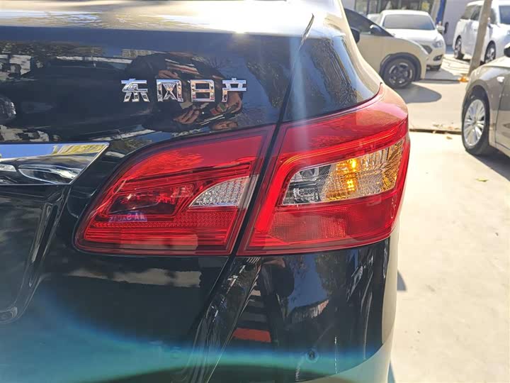 Фото 8 - Nissan Sylphy