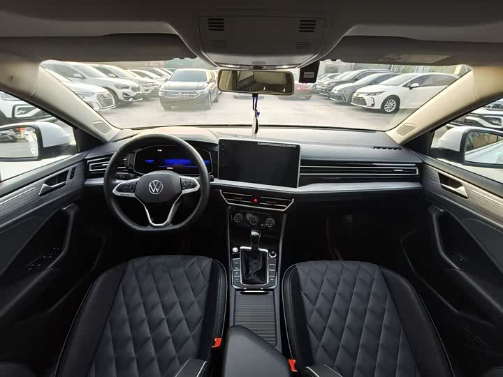 Фото 6 - Volkswagen Sagitar L