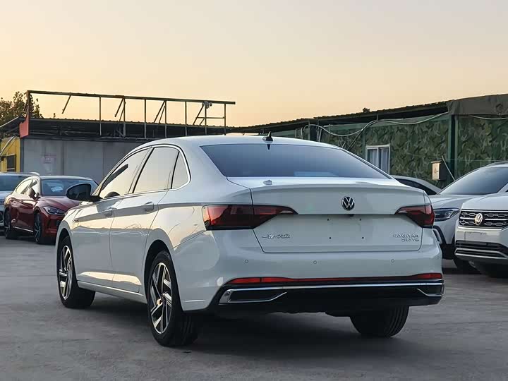 Фото 7 - Volkswagen Sagitar L