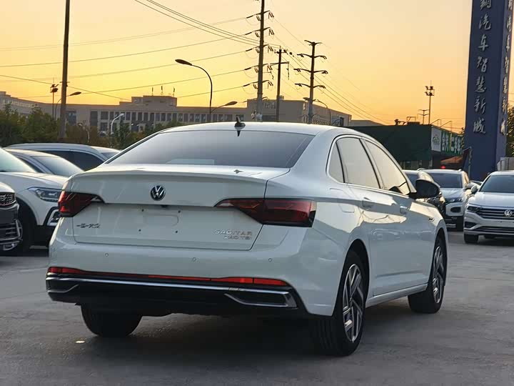 Фото 9 - Volkswagen Sagitar L