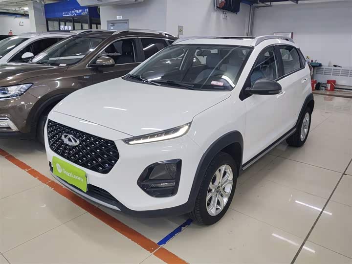 Фото 2 - Chery Tiggo 3x