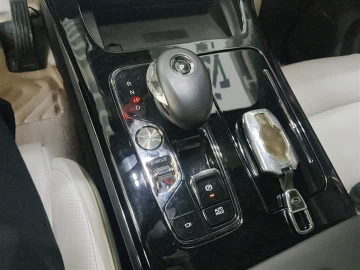 Фото 14 - GAC Trumpchi M8