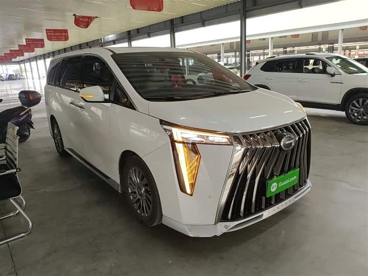 Фото 4 - GAC Trumpchi M8