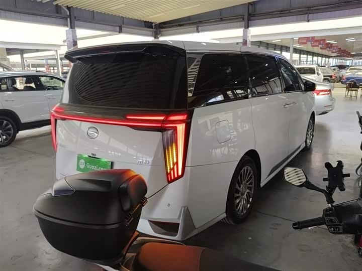 Фото 7 - GAC Trumpchi M8