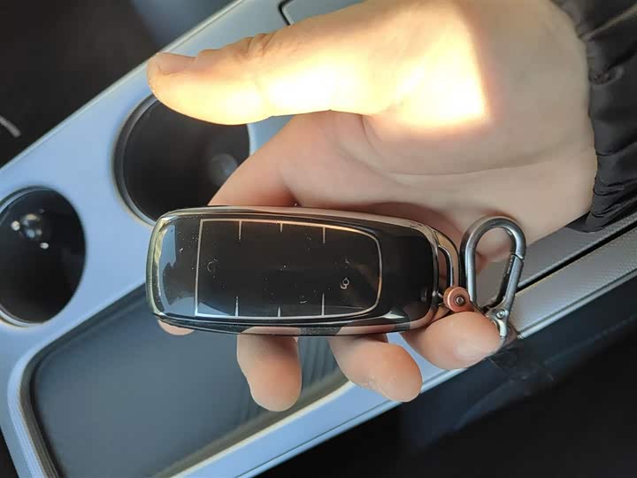 Фото 9 - GAC Aion Y