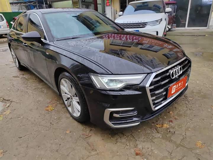 Фото 2 - Audi A6L