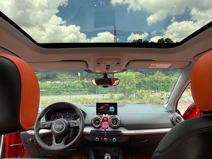 Фото 9 - Audi Q2L