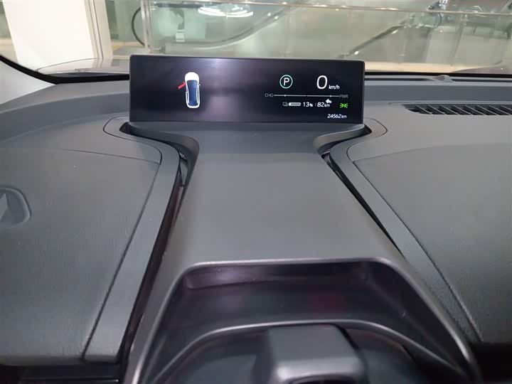 Фото 12 - Toyota bZ3