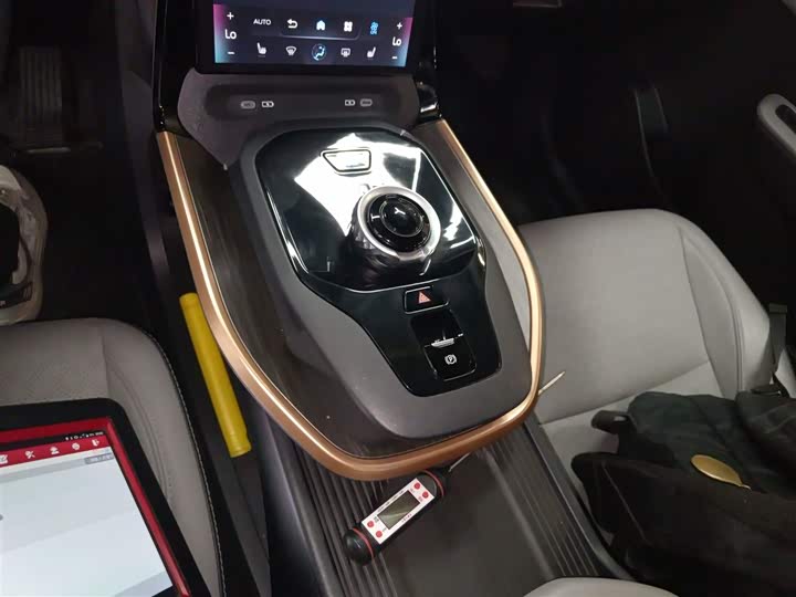 Фото 14 - Toyota bZ3