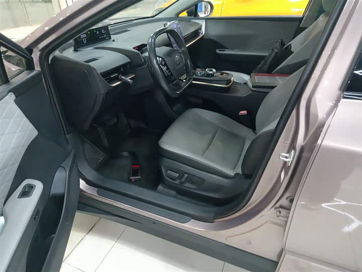 Фото 15 - Toyota bZ3