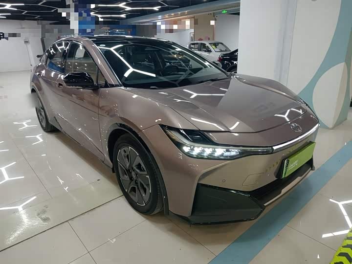 Фото 4 - Toyota bZ3