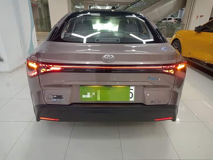 Фото 6 - Toyota bZ3