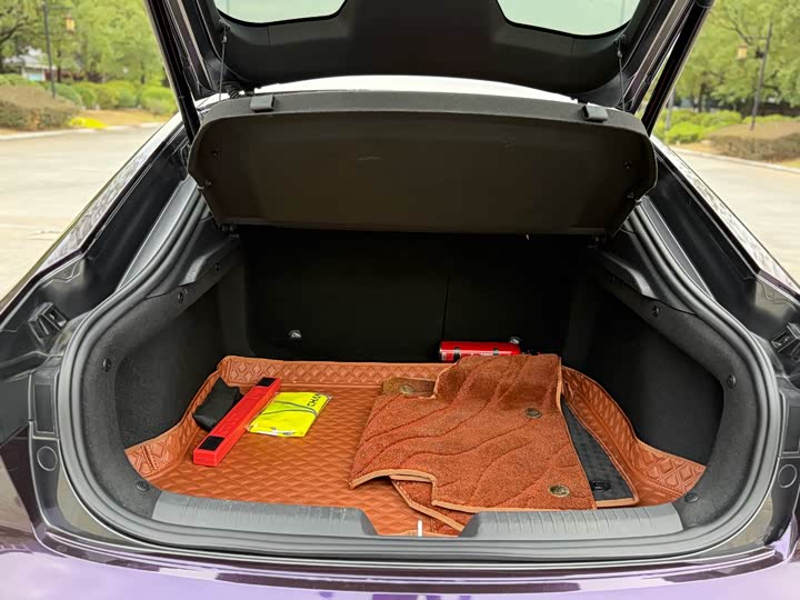 Фото 19 - Changan UNI-V