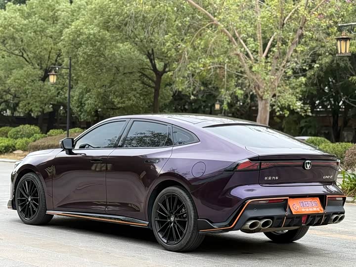 Фото 7 - Changan UNI-V