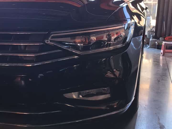 Фото 12 - Volkswagen Magotan