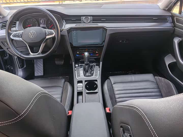 Фото 4 - Volkswagen Magotan