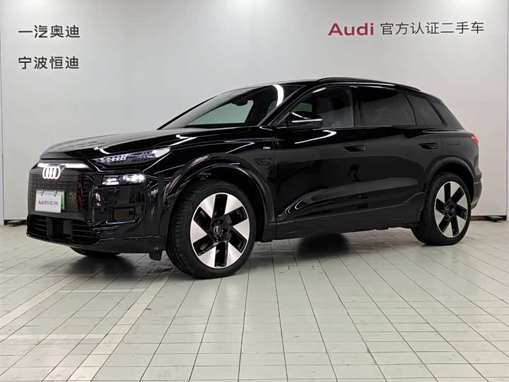 Фото 1 - Audi Q6L e-tron