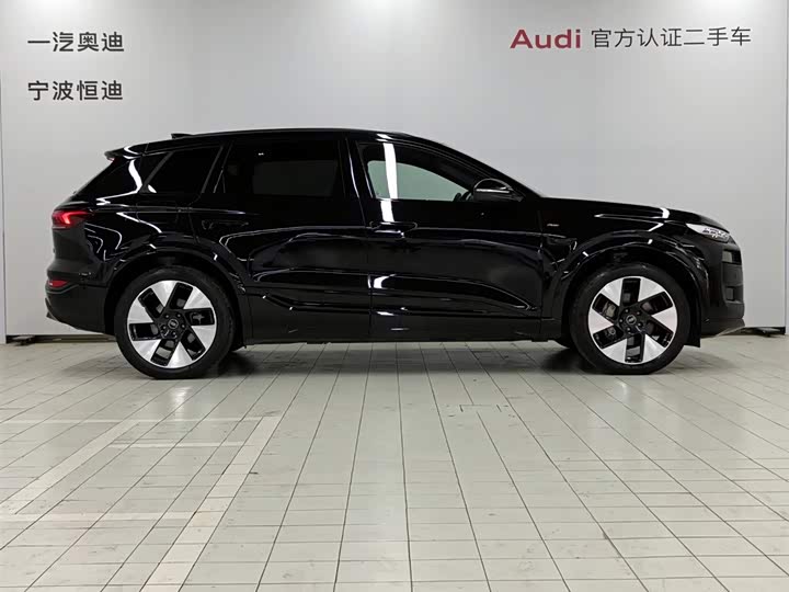Фото 3 - Audi Q6L e-tron