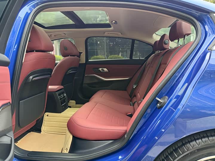 Фото 9 - BMW 3 Series