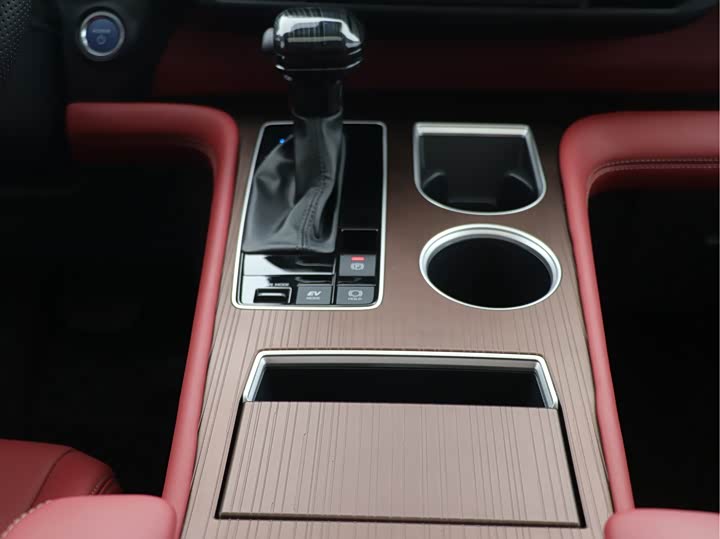 Фото 18 - Toyota Sienna