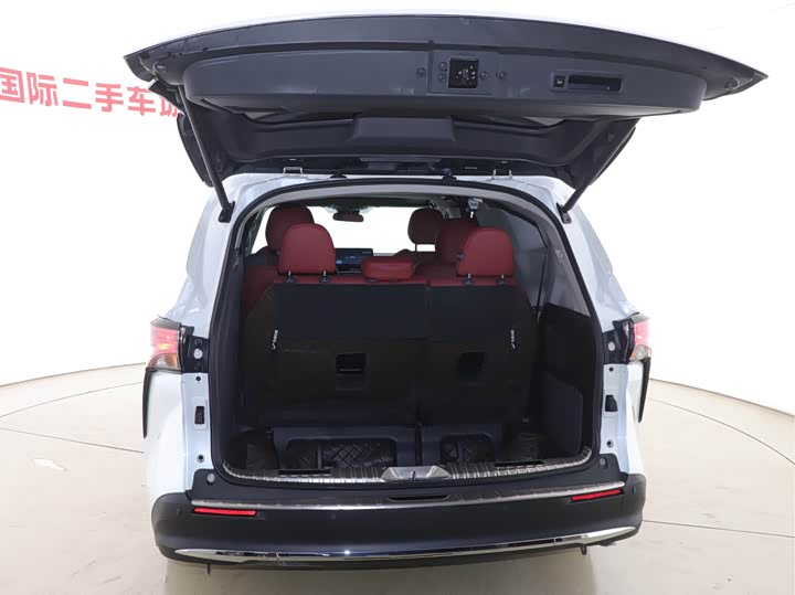 Фото 24 - Toyota Sienna