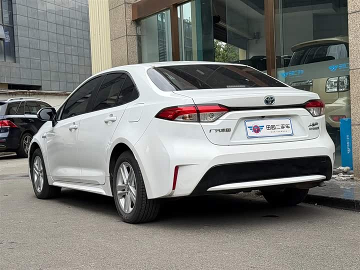 Фото 4 - Toyota Levin