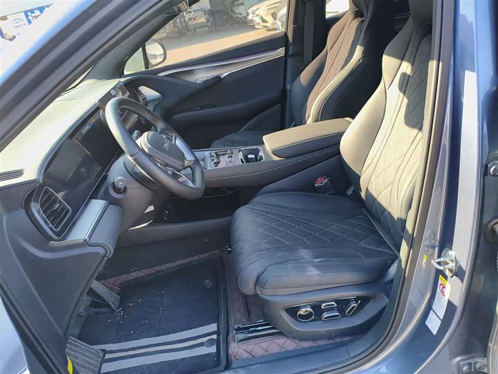 Фото 15 - BYD Sea Lion 07 EV