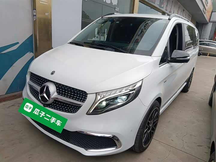 Фото 1 - Mercedes-Benz V-Class