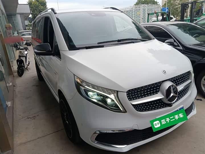 Фото 4 - Mercedes-Benz V-Class