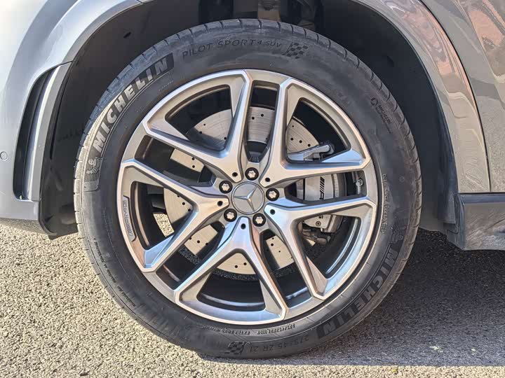 Фото 8 - Mercedes-Benz GLE-Class Coupe AMG