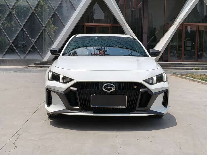 Фото 2 - GAC Trumpchi Empow R