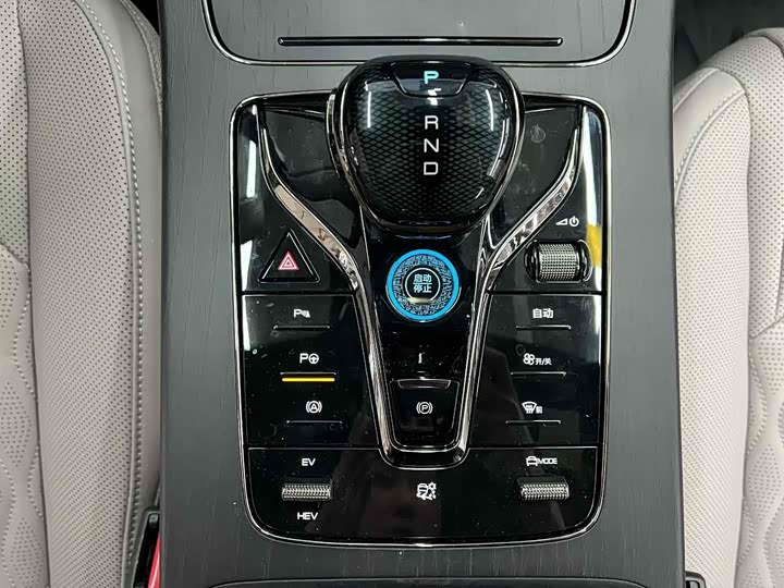 Фото 5 - BYD Han