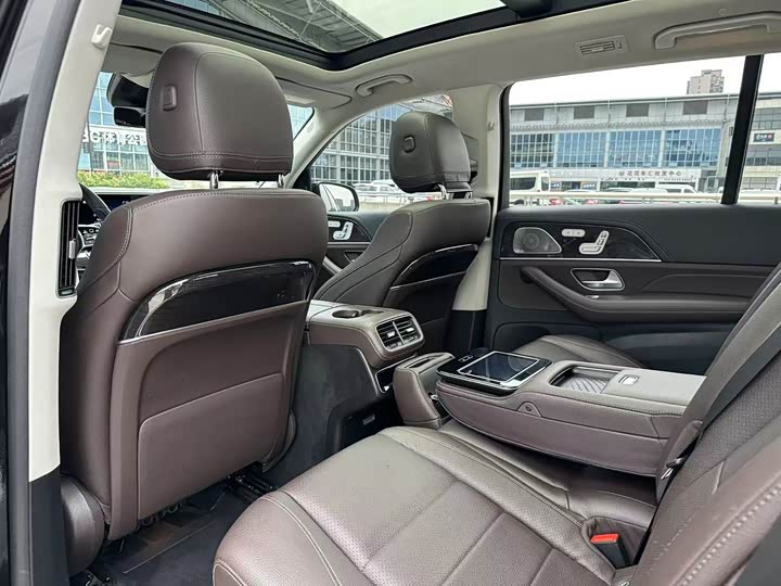 Фото 12 - Mercedes-Benz GLS-Class