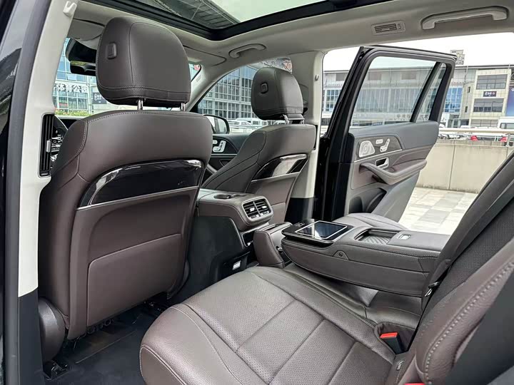 Фото 13 - Mercedes-Benz GLS-Class