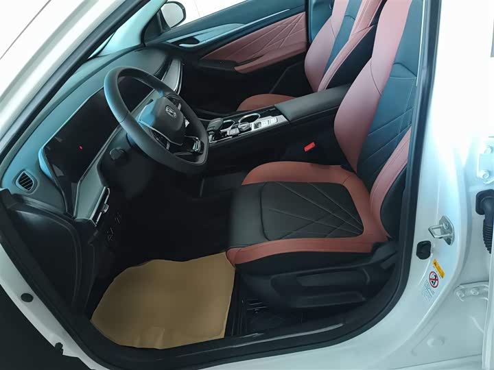 Фото 15 - Changan Eado Plus