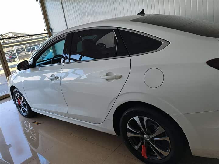 Фото 5 - Changan Eado Plus