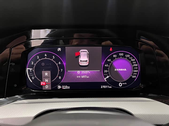 Фото 5 - Volkswagen Golf