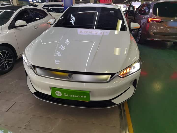 Фото 3 - BYD Qin Plus