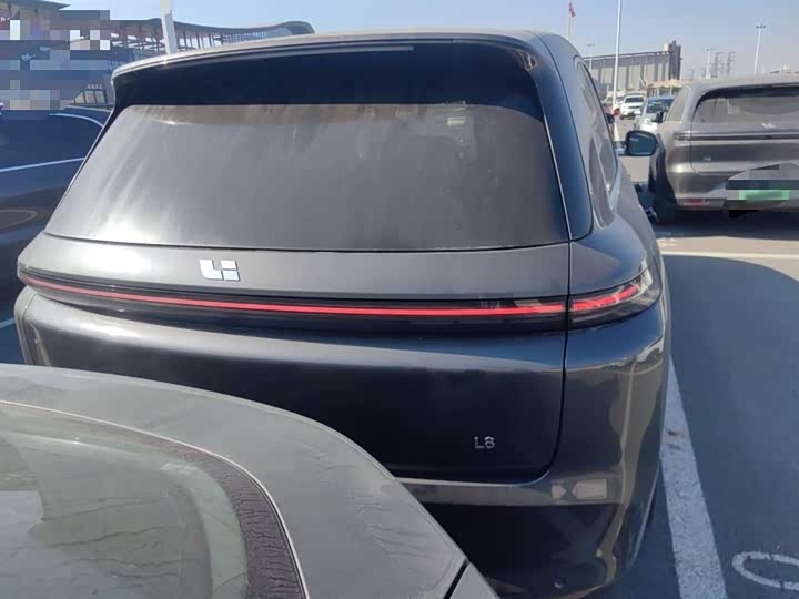 Фото 6 - LiXiang L8