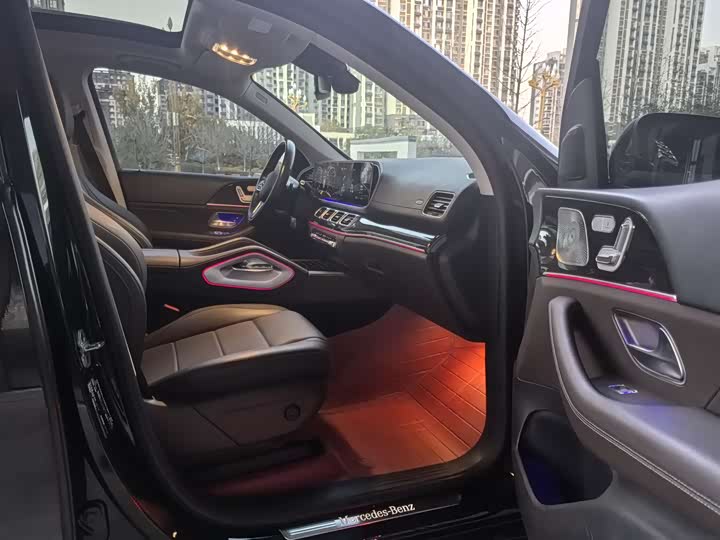 Фото 11 - Mercedes-Benz GLE-Class