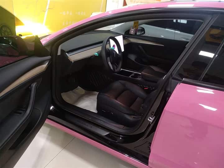 Фото 16 - Tesla Model 3