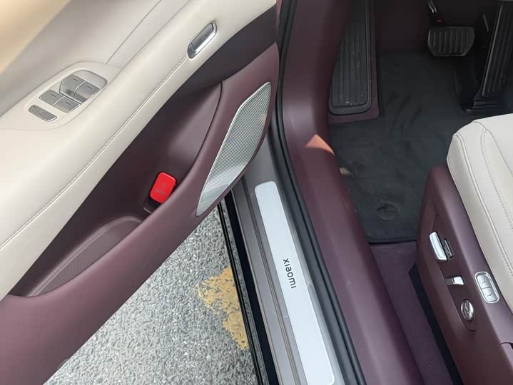 Фото 17 - Xiaomi YU7