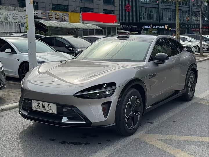 Фото 2 - Xiaomi YU7