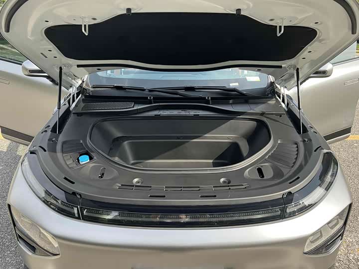 Фото 24 - XPeng G9