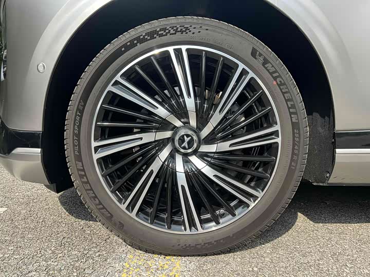 Фото 27 - XPeng G9