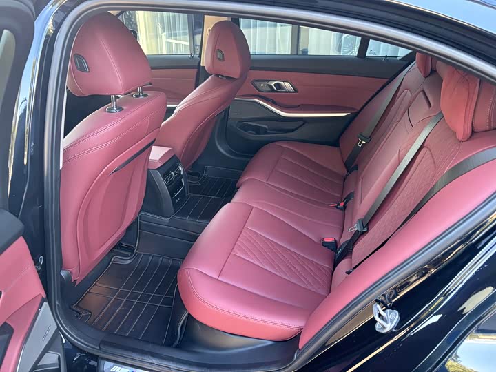 Фото 11 - BMW 3 Series