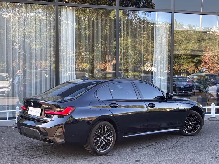 Фото 4 - BMW 3 Series