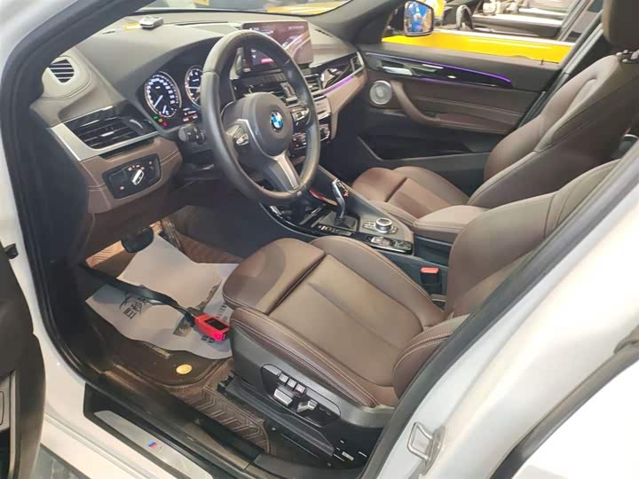 Фото 15 - BMW X2