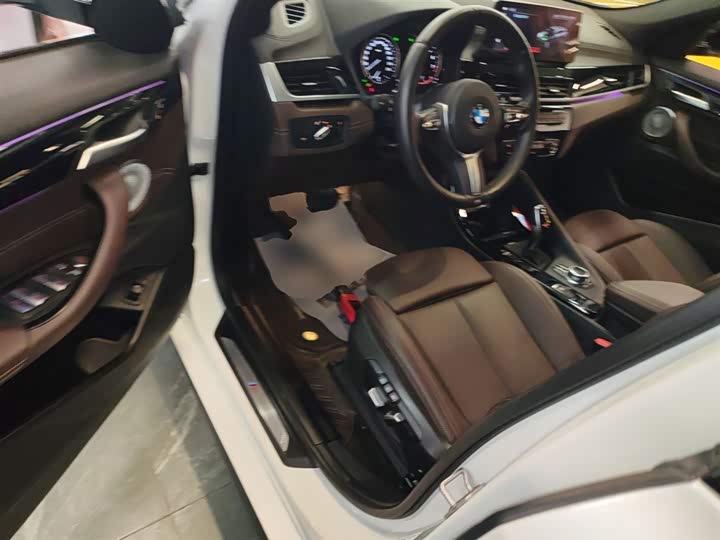 Фото 16 - BMW X2